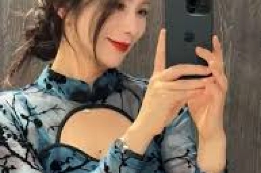 继澳门输10亿传闻后向太曝黄晓明曾当众给她跪地陈凯歌没说错