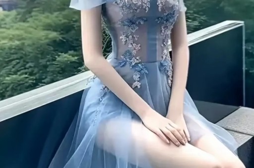 从央视一姐到车展透明人 杨澜30年的体面终究被撕碎了